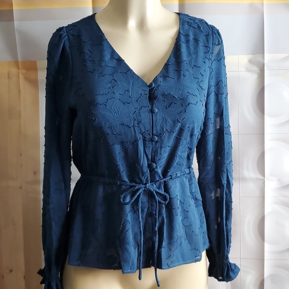 NWT Skies Are Blue Alia Button Down Blouse Size XS